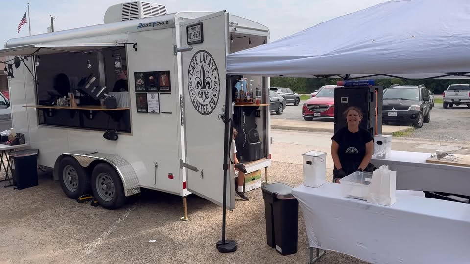 The Retro-Chic Café LaFaye Truck: A Community Favorite