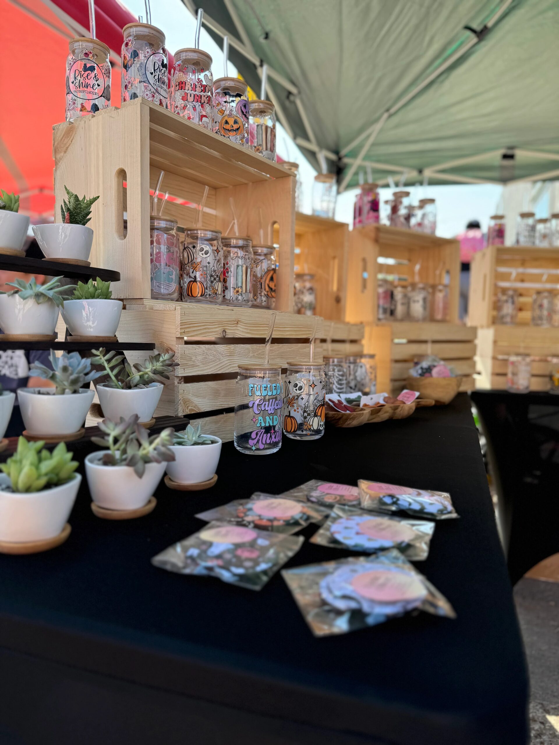 lizzieoliver&co-booth